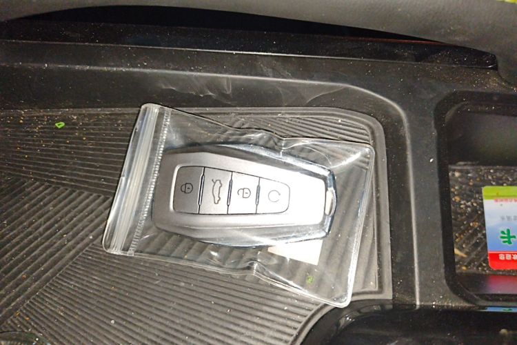 吉利汽车 2023款 缤越COOL 1.5TD DCT冠军版中控内饰7001