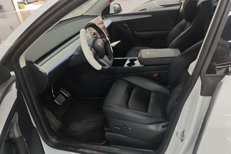 特斯拉 Model Y 2024款 后轮驱动版局部细节19