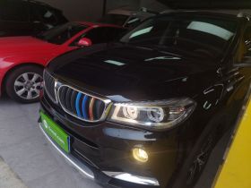 SWM斯威汽车 SWM斯威G05 2021款 PRO 2.0L 手动精英型 7座