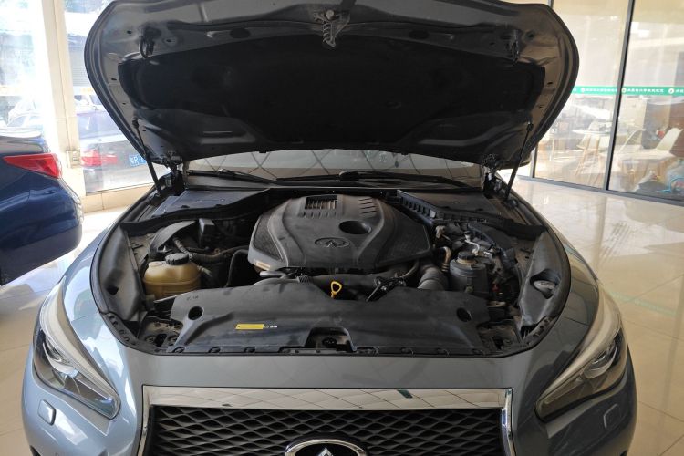 英菲尼迪Q50L 2015款 2.0T 悦享版局部细节24