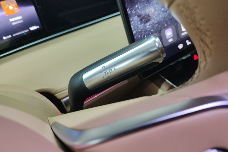 鸿蒙智行 享界S9 2024款 纯电 Ultra 四驱旗舰版中控内饰18