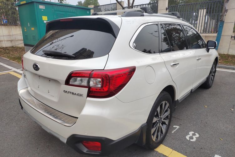 斯巴鲁 傲虎 2016款 2.5i 运动导航版车身外观7