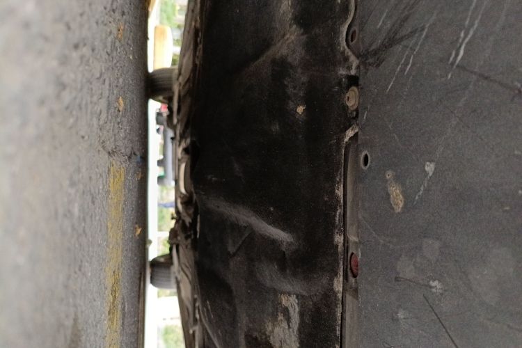 福特 福克斯 2012款 三厢 1.6L 自动舒适型局部细节9008