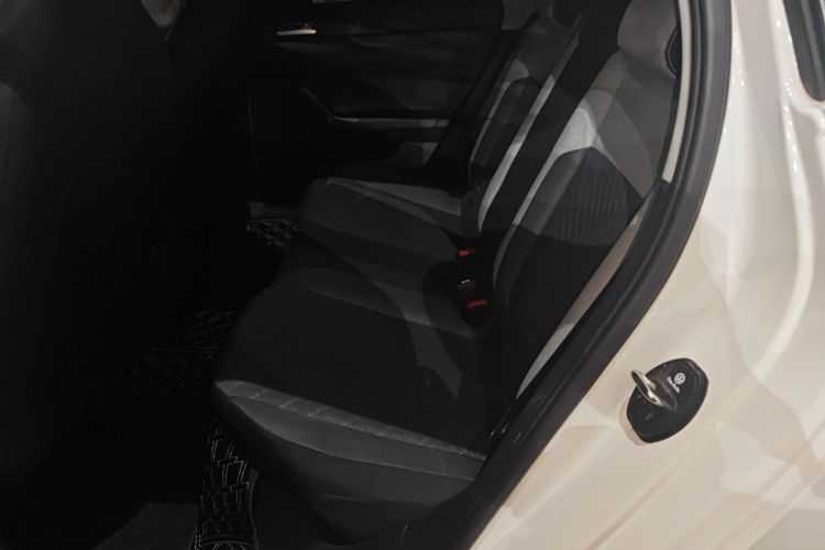 大众 朗逸 2023款 新锐 1.5L 自动新逸版中控内饰21