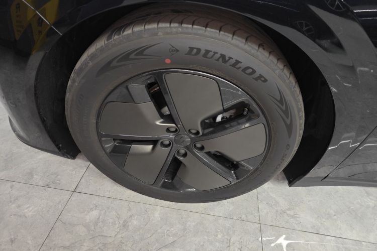 理想汽车 理想i6 2025款 两驱标准型车身外观6007