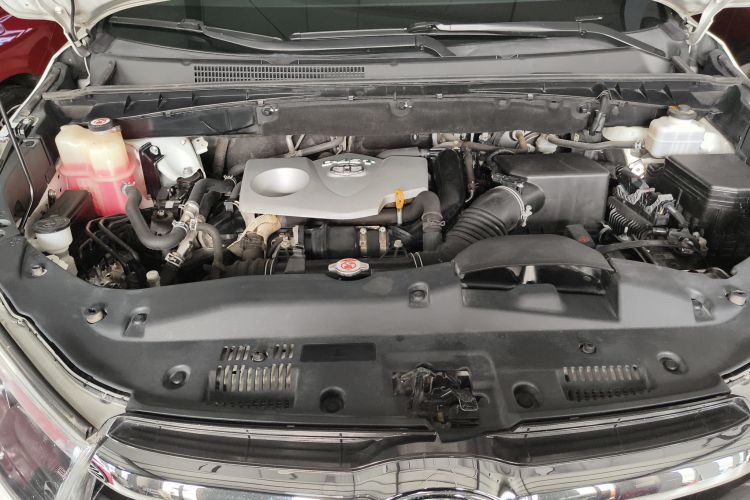 丰田 汉兰达 2017款 2.0T 两驱豪华版 7座局部细节24