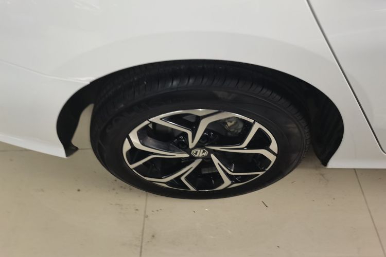 名爵 MG5 2023款 180DVVT CVT风尚版车身外观6003