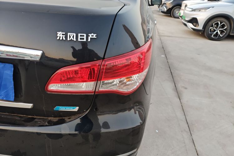 日产 轩逸 2012款 经典 1.6XE 手动舒适版车身外观6006