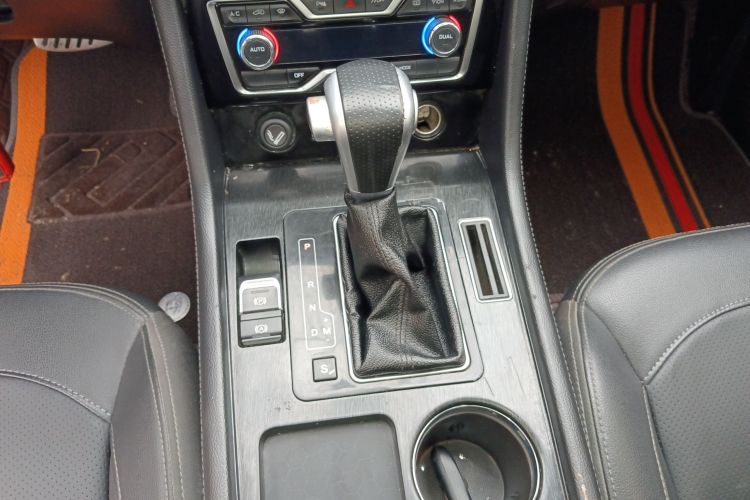 众泰T600 Coupe 2017款 1.5T 自动尊贵型局部细节18