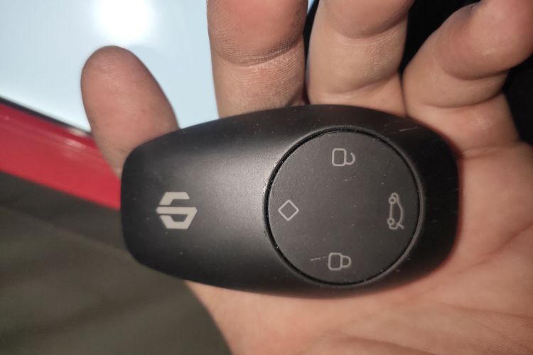 零跑汽车 零跑T03 2022款 星钻版中控内饰7001