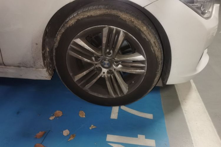 宝马3系 2017款 320Li 时尚型车身外观6007