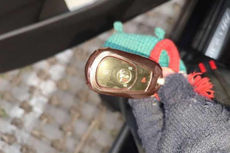 别克 昂科威 2021款 532T 两驱精英型中控内饰11