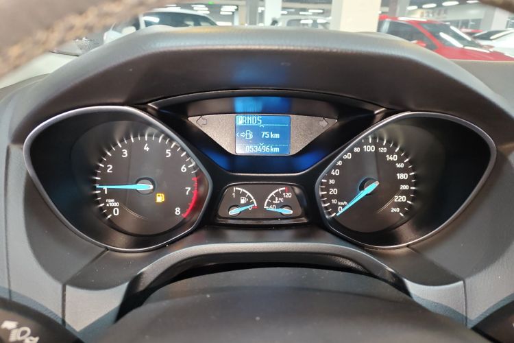 福特 福克斯 2017款 两厢 1.6L 自动风尚型智行版局部细节14