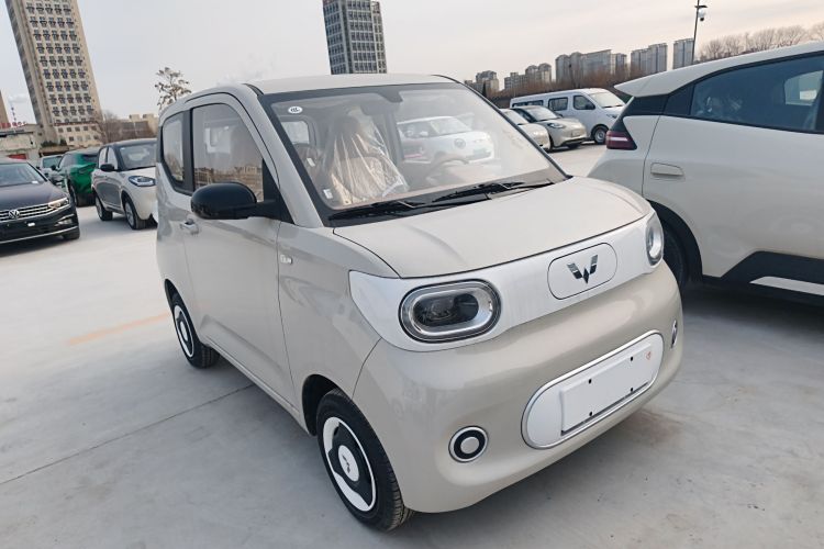 五菱汽车 宏光MINIEV 2024款 第三代 215km 青春版车身外观3