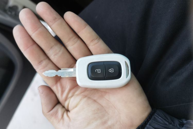 东风纳米EX1 2022款 改款 PRO 悦骋型中控内饰11