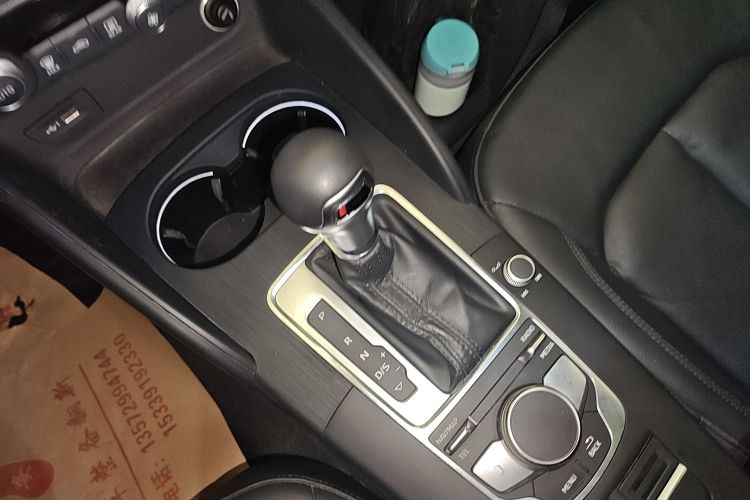 奥迪A3 2019款 Limousine 35 TFSI 风尚型 国VI中控内饰18