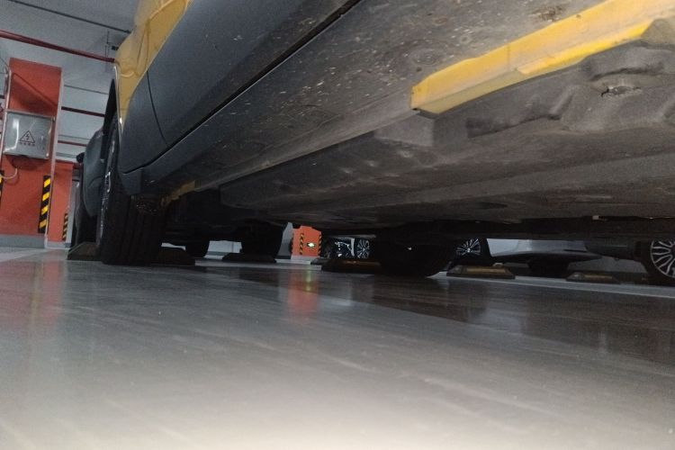 丰田C-HR 2021款 2.0L 豪华版局部细节9001