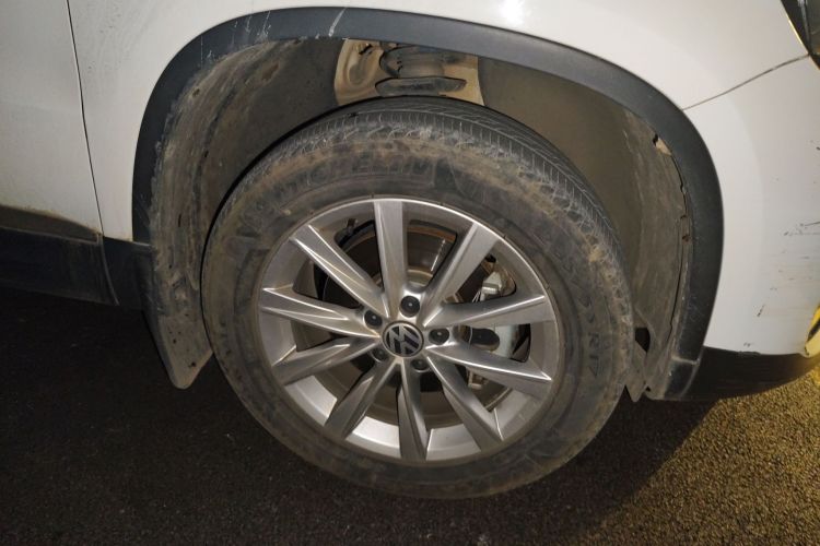 大众 途观 2016款 280TSI 自动两驱丝绸之路风尚版车身外观6007