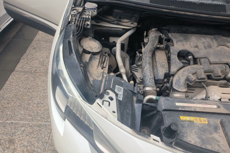 标致4008 2018款 350THP 豪华版局部细节9006