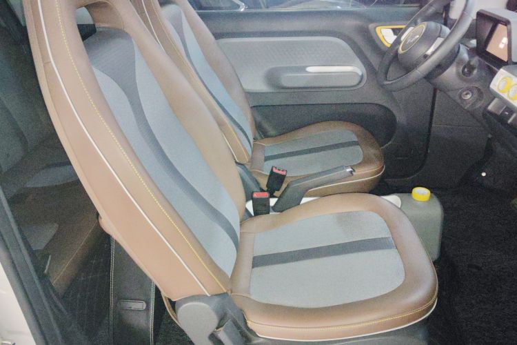 五菱汽车 宏光MINIEV 2022款 GAMEBOY 300km 玩咖款 磷酸铁锂局部细节41