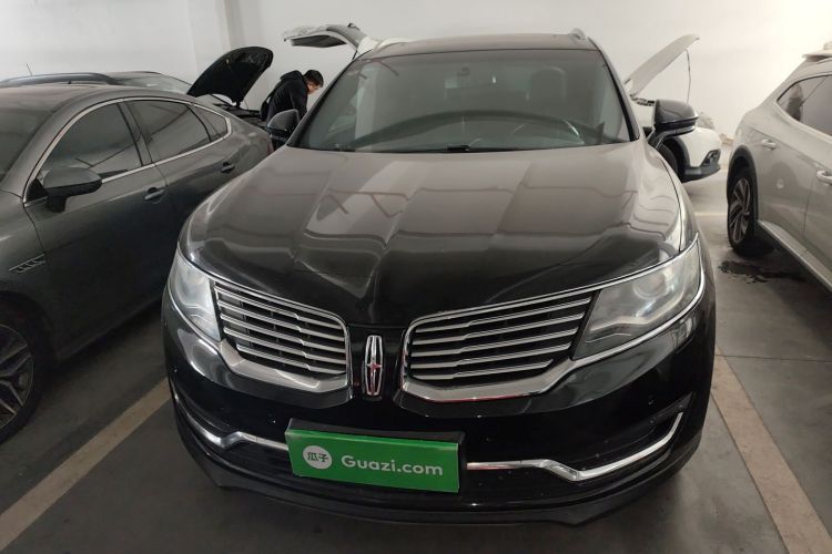 林肯MKX 2015款 2.0T 两驱尊享版车身外观2