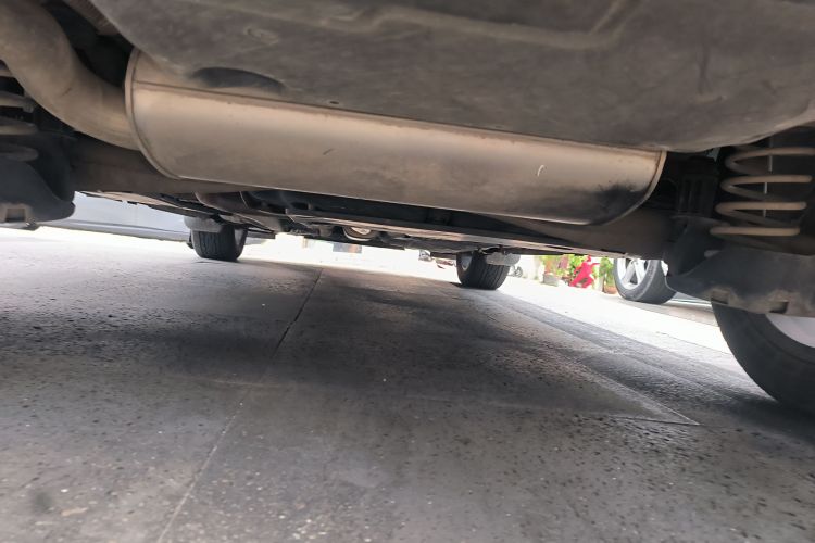 标致4008 2018款 350THP 豪华版局部细节9009