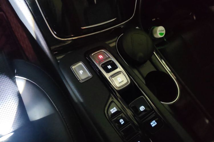 现代 胜达 2019款 380 TGDi GLS 自动两驱豪华版 国VI中控内饰18