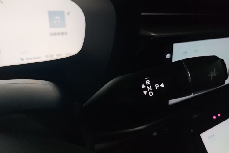 ARCFOX极狐 极狐 阿尔法T(ARCFOX αT) 2023款 480E 森林版 160kW中控内饰18