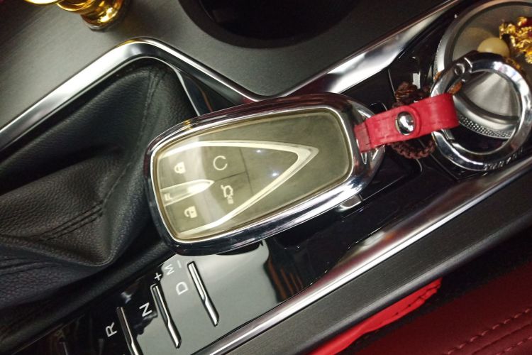 长安CS75 PLUS 2020款 1.5T 自动尊贵型中控内饰11