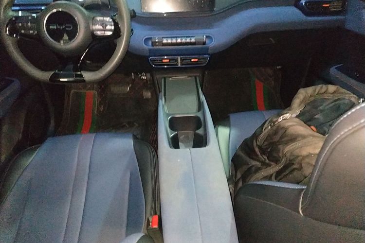 比亚迪 海鸥 2025款 305km 活力版中控内饰18