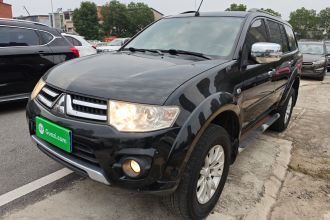 三菱 帕杰罗·劲畅 2013款 3.0L 自动四驱行政版