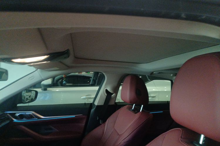 宝马i4 2023款 eDrive35局部细节22