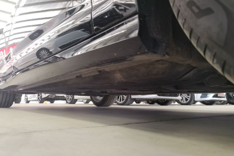 奥迪A6L 2024款 45 TFSI 臻选动感型机舱底盘29