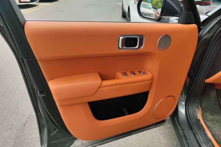 理想汽车 理想L8 2023款 Air中控内饰47