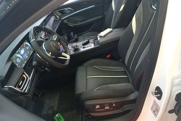 红旗H6 2023款 2.0T 致尚版中控内饰19