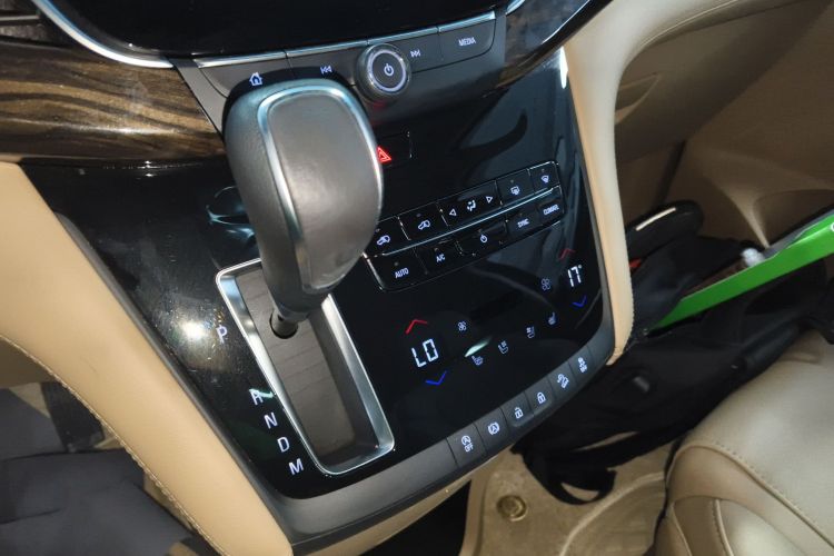 别克GL8 2017款 ES 28T 旗舰型 国V局部细节18