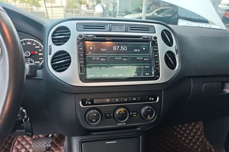 大众 途观 2016款 300TSI 自动两驱舒适版中控内饰16