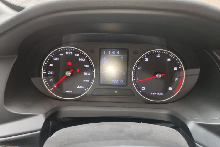 荣威360 2018款 PLUS 1.5L 自动尊享版局部细节14