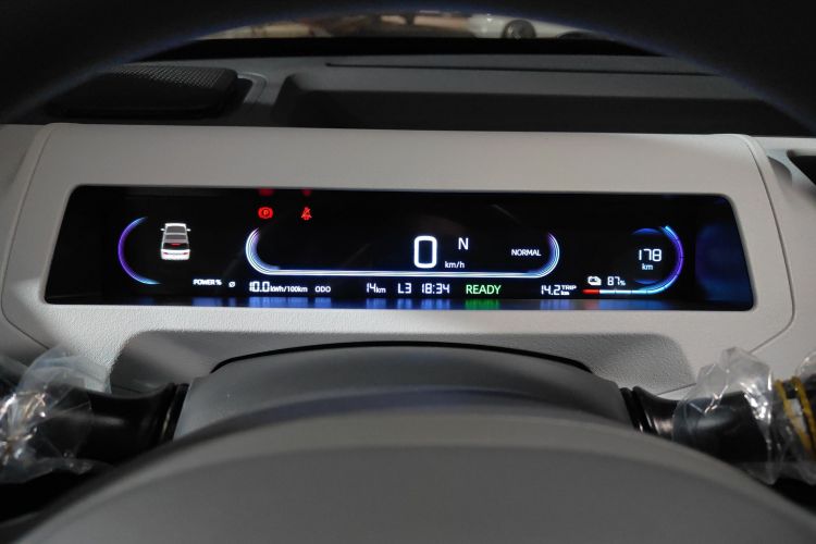 吉利银河 2024款 熊猫mini 200km 耐力熊中控内饰14