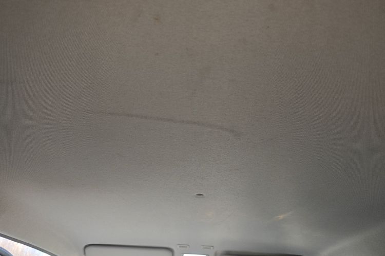 吉利银河 2025款 210km 熊猫卡丁中控内饰22