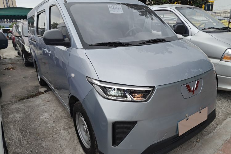 五菱汽车 五菱扬光 2025款 310KM 客车版宁德时代定制版车身外观6002