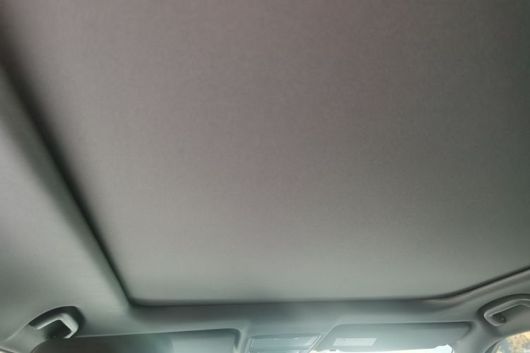 本田UR-V 2020款 370TURBO 两驱尊雅版局部细节22