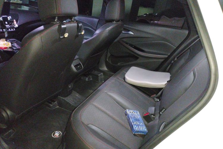 别克 威朗 2023款 Pro GS 猎风版中控内饰21