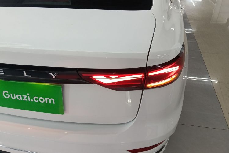 吉利汽车 帝豪 2025款 第4代 1.5L CVT龙腾版车身外观9