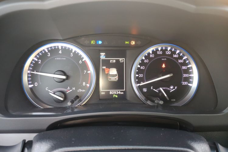 丰田 汉兰达 2018款  2.0T 两驱豪华版 7座 国VI中控内饰14