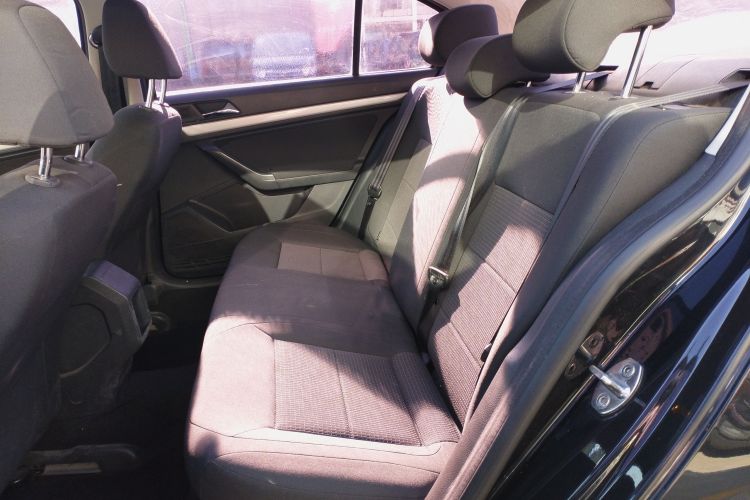 大众 朗逸 2017款 1.6L 自动风尚版中控内饰7004