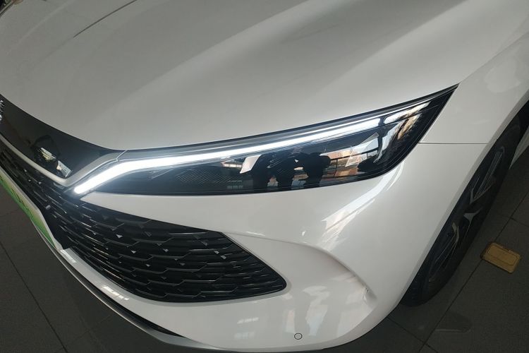 比亚迪 秦L 2024款 DM-i 120KM超越型局部细节36