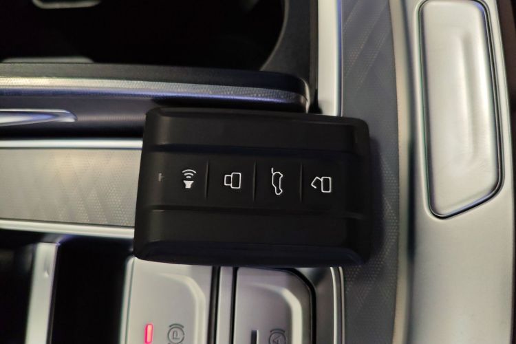 坦克700新能源 2024款 Hi4-T 极境版中控内饰7001