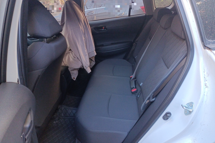 丰田 卡罗拉锐放 2023款 2.0L 先锋版中控内饰21