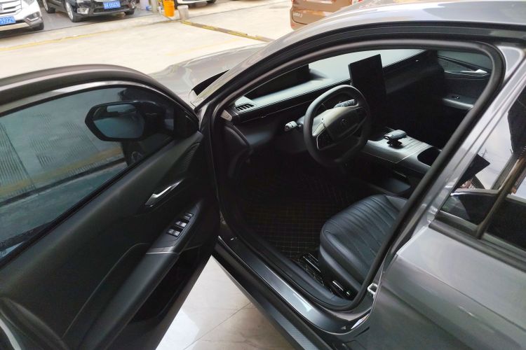 长安 逸达 2023款 蓝鲸NE 1.5T GDI DCT旗舰型中控内饰7003